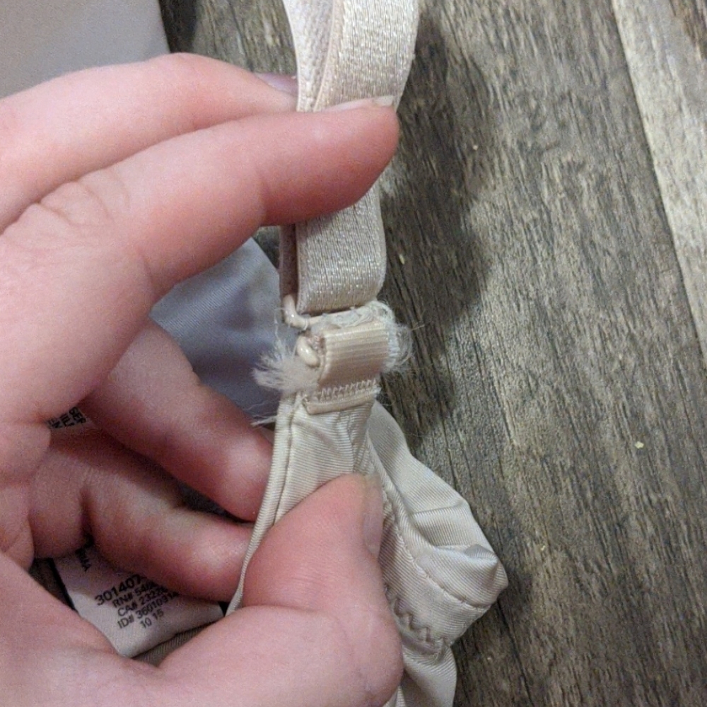 Victoria Secret Bra - Picture 4 of 4